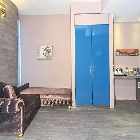 Hotel Selection