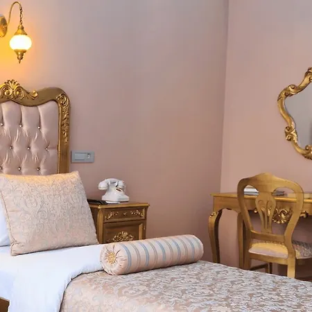 Hotel Selection 4*