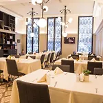 Hotel Selection 4*