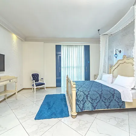 Hotel Selection 4*